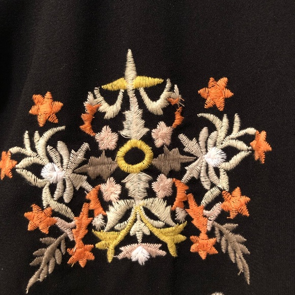 Embroidered jacket - Picture 3 of 5